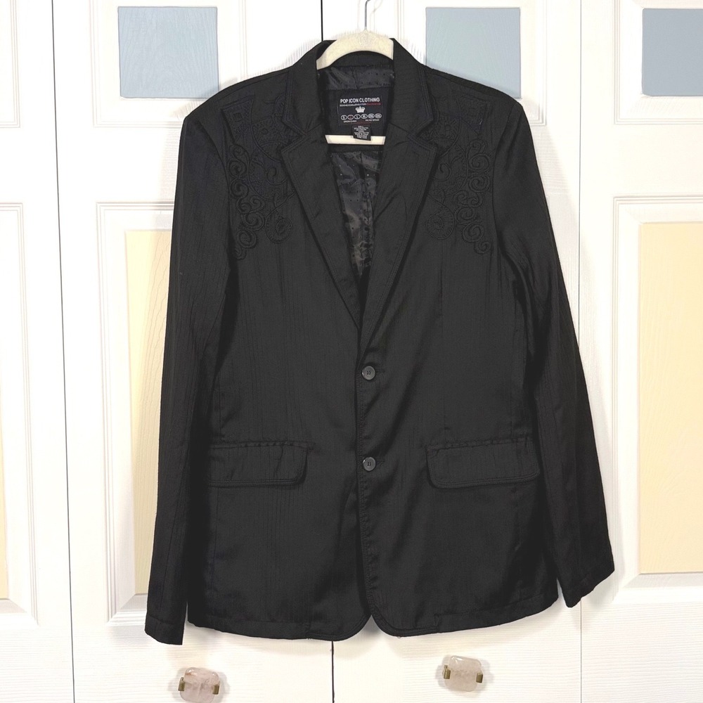 Pop Icon Clothing Buckle Mens Black Embroidered Two Button Blazer Jacket Medium